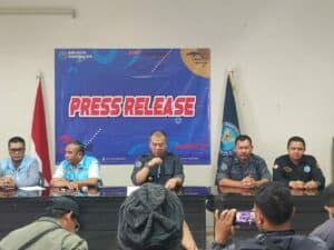 BNN KOTA TASIKMLAYA SIARAN PERS AKHIR TAHUN AKSELERASI WAR ON DRUGS TAK KENAL LELAH PANTANG MENYERAH BNN KOTA TASIKMLAYA SIARAN PERS AKHIR TAHUN AKSELERASI WAR ON DRUGS TAK KENAL LELAH PANTANG MENYERAH