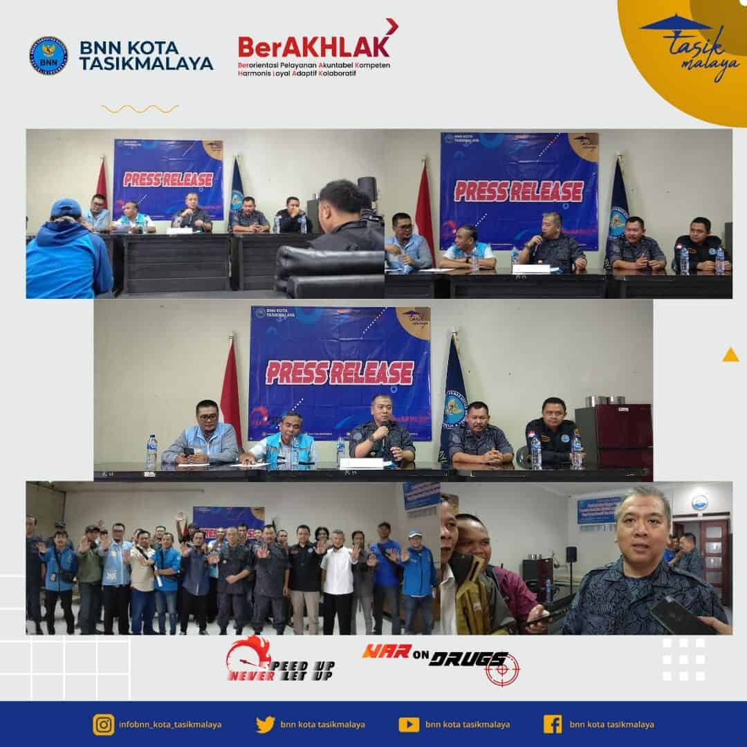 BNN KOTA TASIKMLAYA SIARAN PERS AKHIR TAHUN AKSELERASI WAR ON DRUGS TAK KENAL LELAH PANTANG MENYERAH BNN KOTA TASIKMLAYA SIARAN PERS AKHIR TAHUN AKSELERASI WAR ON DRUGS TAK KENAL LELAH PANTANG MENYERAH