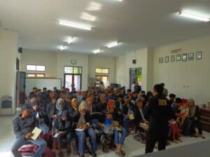 Peran Masyarakat dalam P4GN dan Mewujudkan Kota Bersih Narkoba Peran Masyarakat dalam P4GN dan Mewujudkan Kota Bersih Narkoba